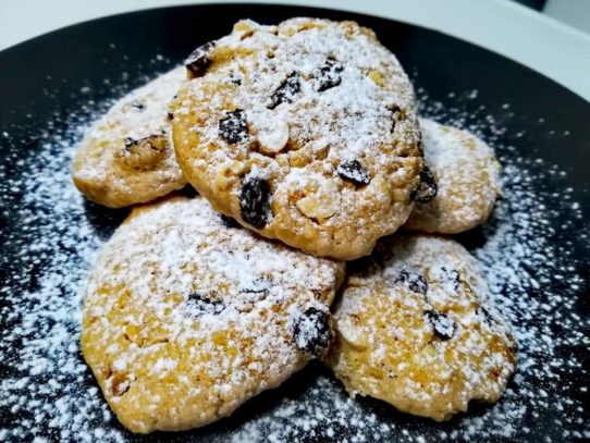 BISCOTTINI DI FRUTTA SECCA AROMATIZZATI AL MARSALA